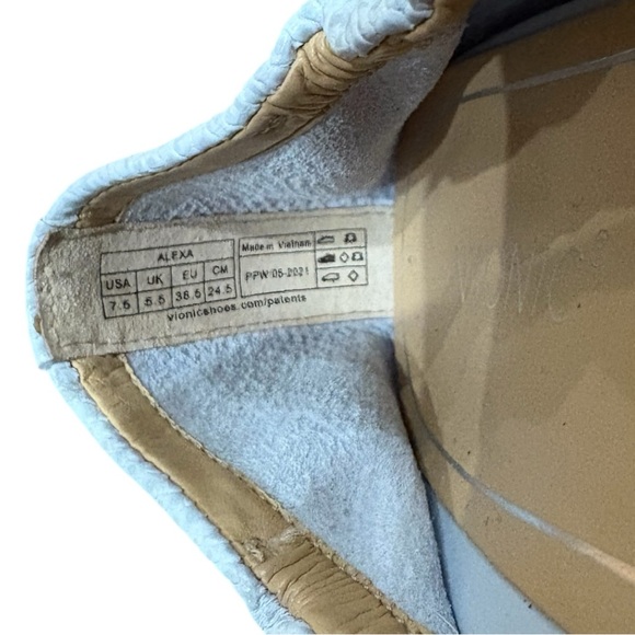 Vionic Alexa Flats - Picture 5 of 5